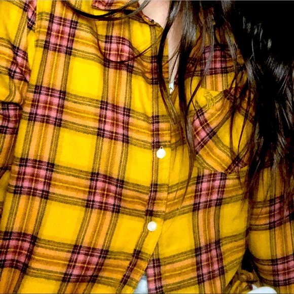 Yellow 💛 plaid shirt - Picture 1 of 4